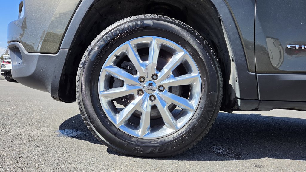 Jeep Cherokee Limited  TEL QUEL 2015 à Matane, Québec - 11 - w1024h768px