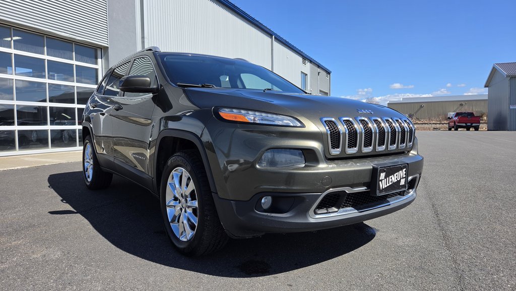 Jeep Cherokee Limited  TEL QUEL 2015 à Matane, Québec - 3 - w1024h768px