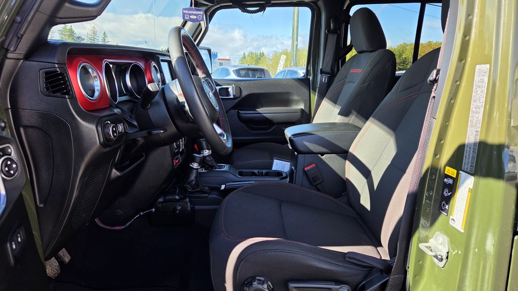 2023 Jeep Gladiator Rubicon avec toit rigide in Matane, Quebec - 16 - w1024h768px