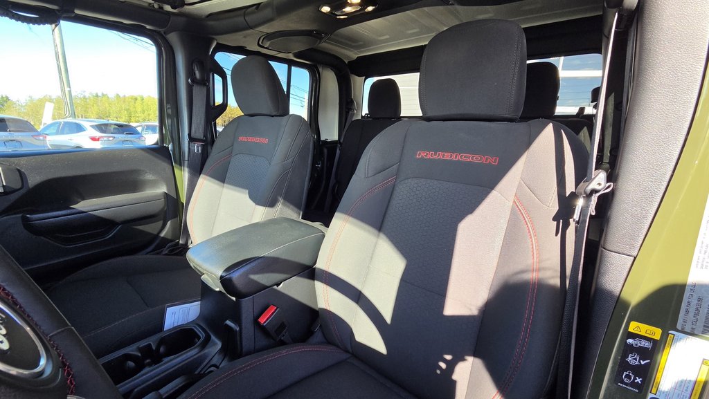 2023 Jeep Gladiator Rubicon avec toit rigide in Matane, Quebec - 17 - w1024h768px
