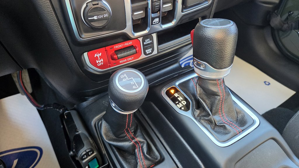 2023 Jeep Gladiator Rubicon avec toit rigide in Matane, Quebec - 20 - w1024h768px