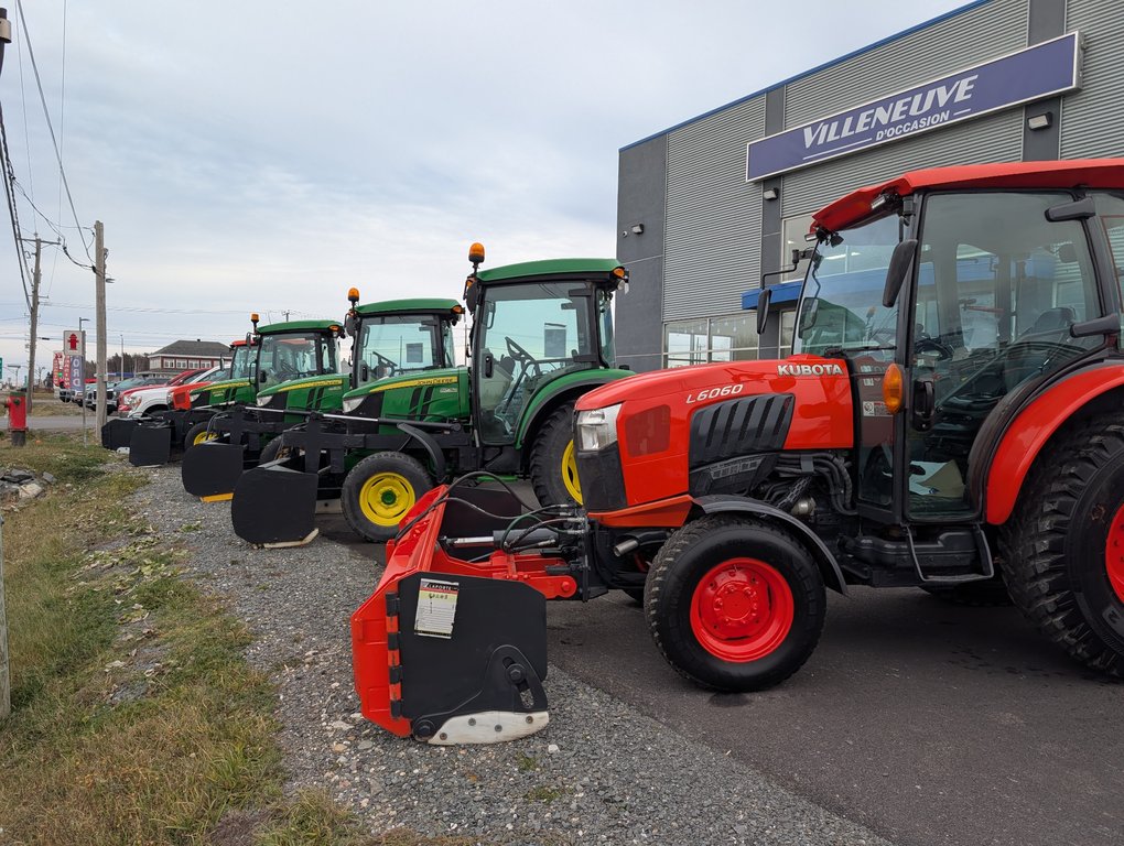 John Deere 4066R 4WD Utility tractor Équipé d'une gratte à neige et d'une souffleuse !! 2018 à Matane, Québec - 20 - w1024h768px