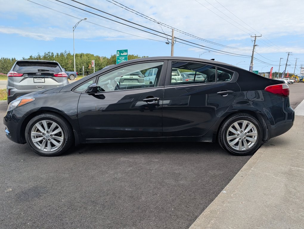 Kia Forte DE BASE 2016 à Matane, Québec - 2 - w1024h768px
