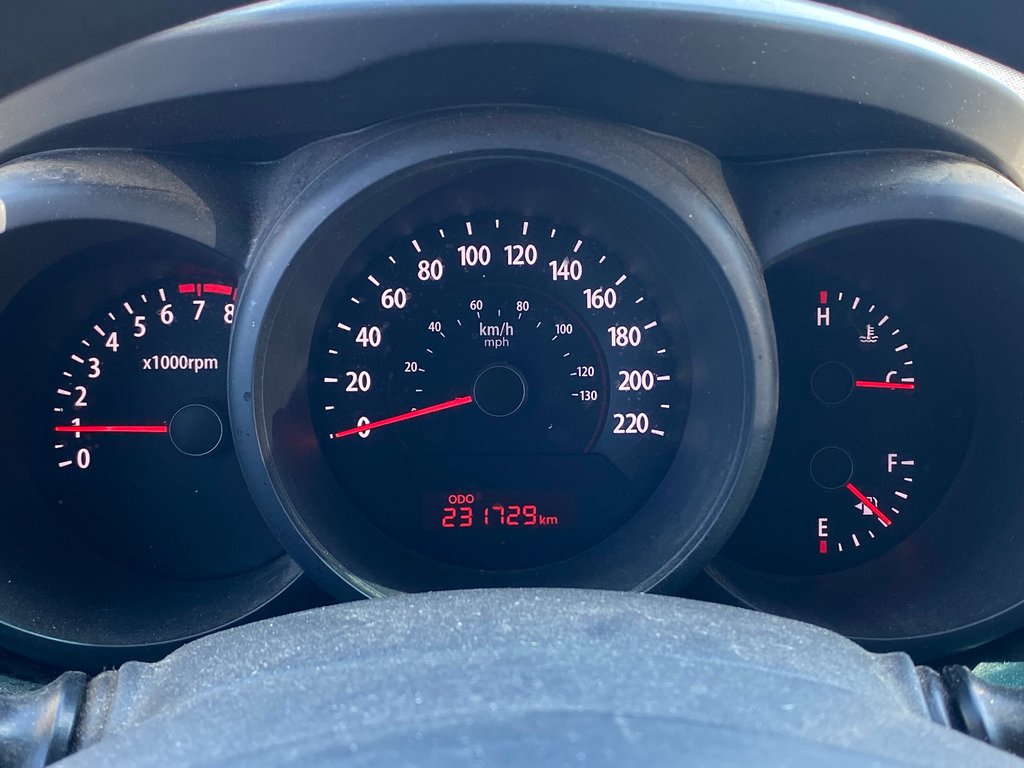 Kia Soul MANUELLE  |  SIÈGES CHAUFFANTS 2010 à Matane, Québec - 14 - w1024h768px