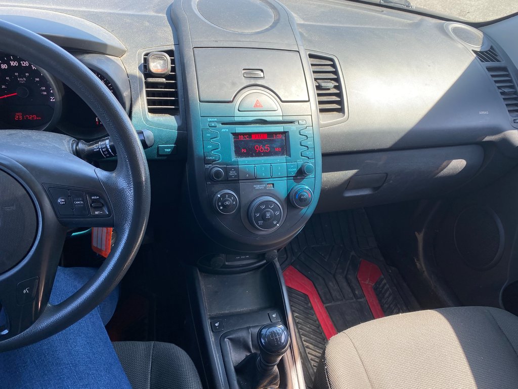 Kia Soul MANUELLE  |  SIÈGES CHAUFFANTS 2010 à Matane, Québec - 13 - w1024h768px