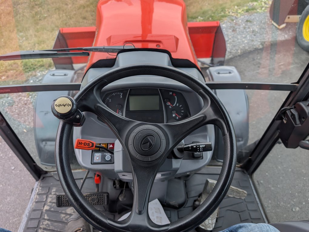 KUBOTA L6060 4WD TRACTEUR UTILITAIRE 2015 à Matane, Québec - 13 - w1024h768px