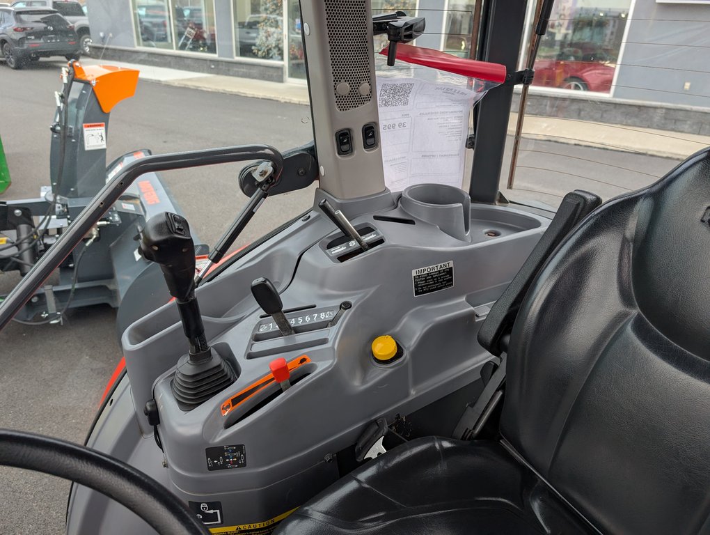 KUBOTA L6060 4WD TRACTEUR UTILITAIRE 2015 à Matane, Québec - 11 - w1024h768px