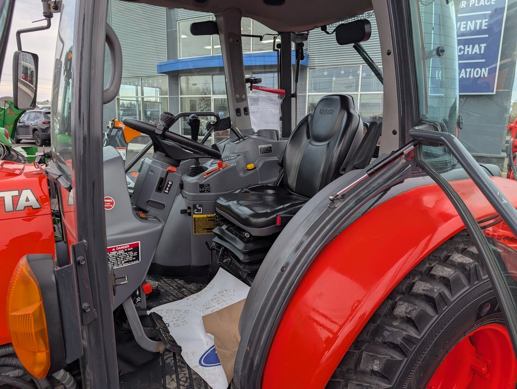 KUBOTA L6060 4WD TRACTEUR UTILITAIRE 2015 à Matane, Québec - 10 - w1024h768px