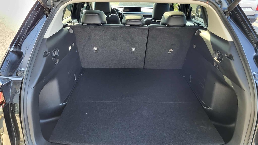 2023 Mazda CX-50 GS-L in Matane, Quebec - 8 - w1024h768px