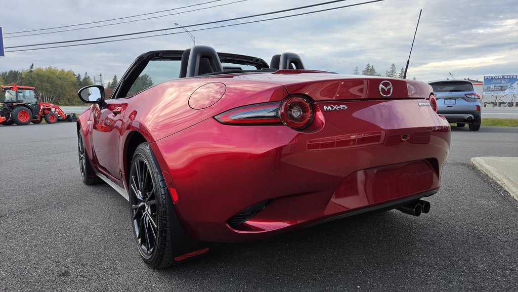 2024 Mazda MX-5 GS  Manuelle in Matane, Quebec - 8 - w1024h768px