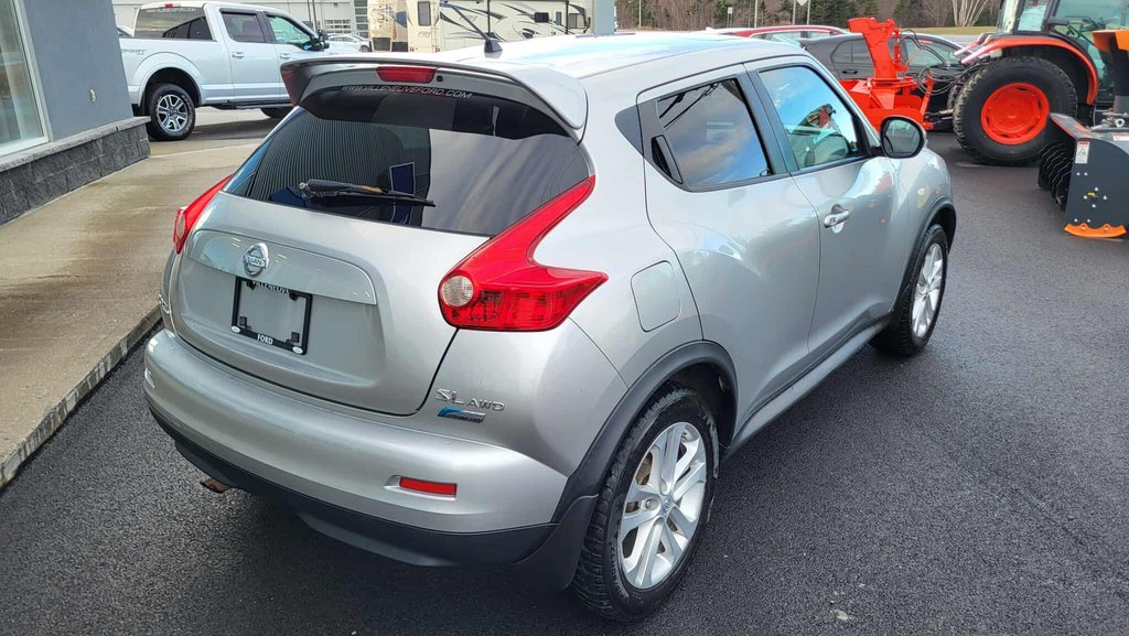 2011 Nissan JUKE SL  AWD in Matane, Quebec - 10 - w1024h768px