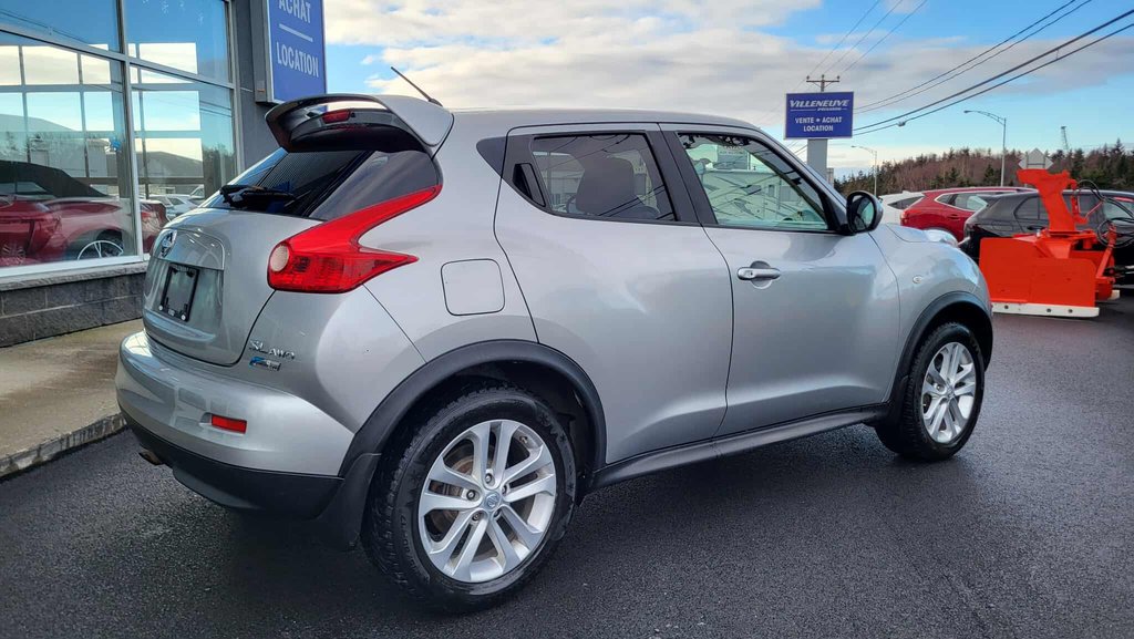 2011 Nissan JUKE SL  AWD in Matane, Quebec - 4 - w1024h768px