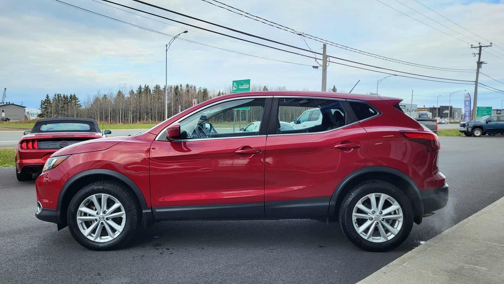 Nissan Qashqai SV   AWD 2018 à Matane, Québec - 2 - w1024h768px