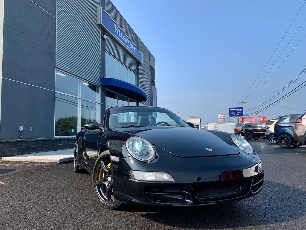 2006 Porsche Carrera 4 Cabriolet in Matane, Quebec - 1 - w1024h768px