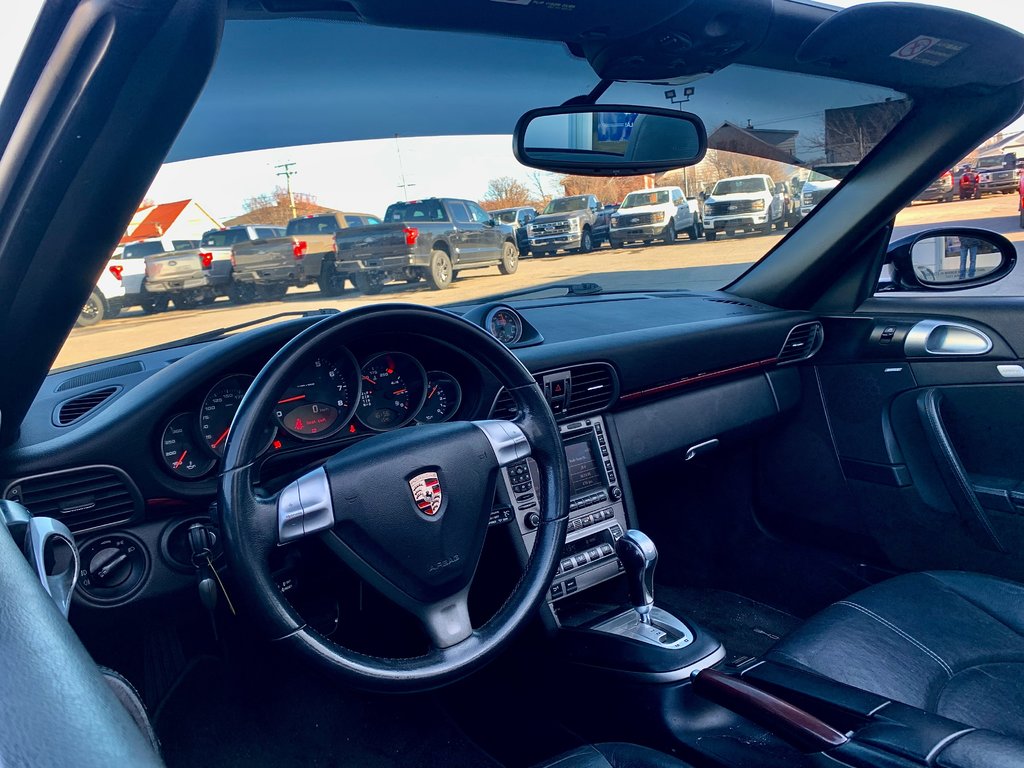 Porsche Carrera 4 Cabriolet 2006 à Matane, Québec - 12 - w1024h768px