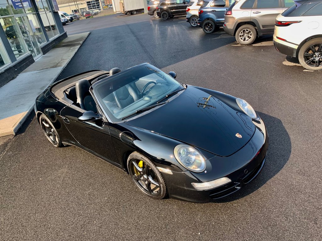 2006 Porsche Carrera 4 Cabriolet in Matane, Quebec - 2 - w1024h768px