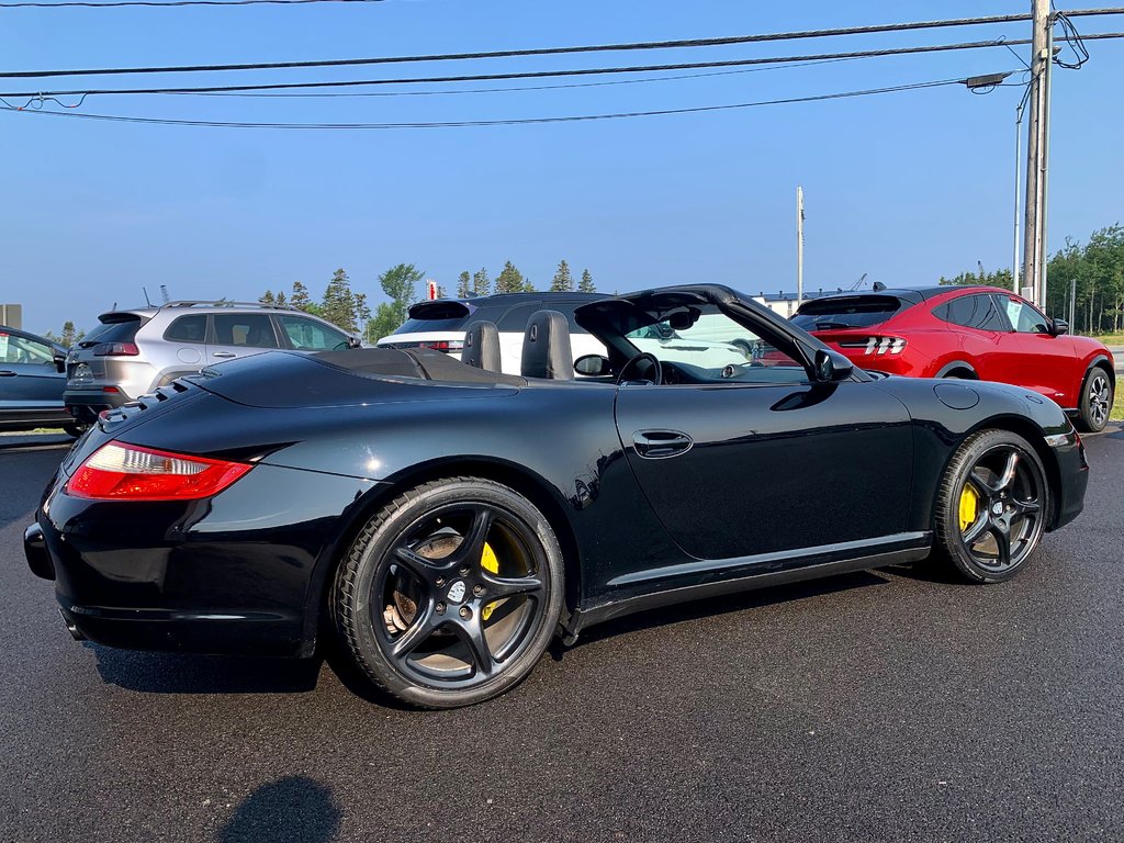 2006 Porsche Carrera 4 Cabriolet in Matane, Quebec - 8 - w1024h768px