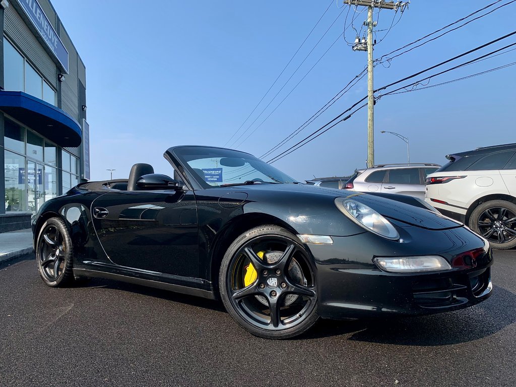 2006 Porsche Carrera 4 Cabriolet in Matane, Quebec - 3 - w1024h768px