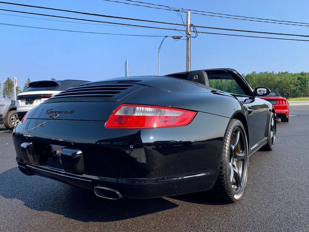2006 Porsche Carrera 4 Cabriolet in Matane, Quebec - 9 - w1024h768px