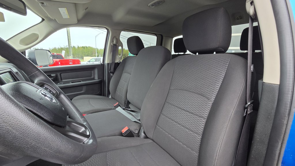 Ram 1500 Classic Express TRADESMAN 2020 à Matane, Québec - 15 - w1024h768px