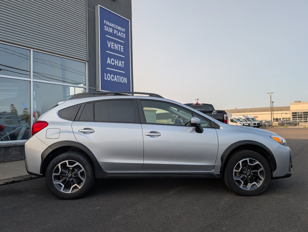 2017 Subaru Crosstrek AWD in Matane, Quebec - 4 - w1024h768px