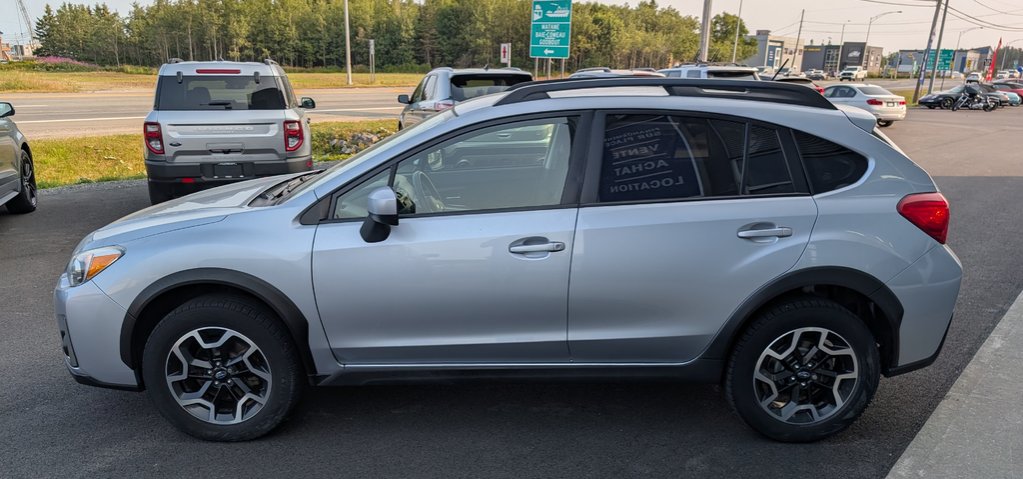 2017 Subaru Crosstrek AWD in Matane, Quebec - 2 - w1024h768px