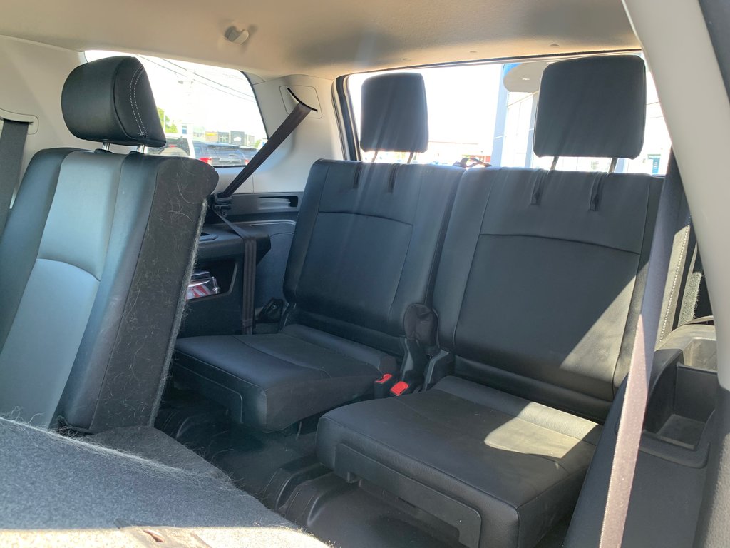 2023 Toyota 4Runner SR5  UTILITY in Matane, Quebec - 9 - w1024h768px