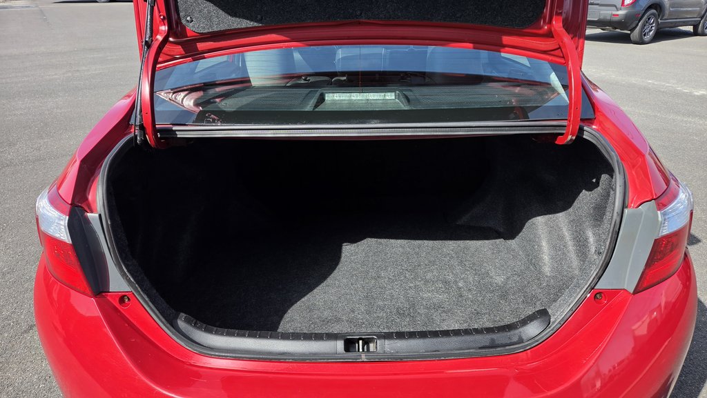 Toyota Corolla Modèle S 2015 à Matane, Québec - 8 - w1024h768px