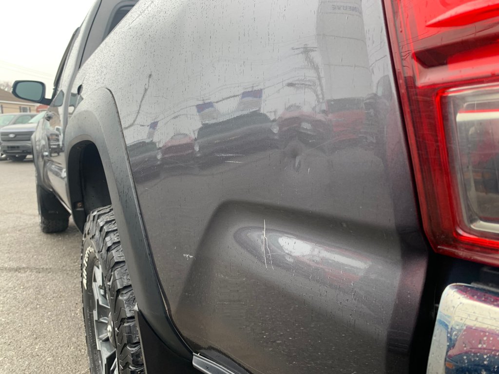 Toyota Tacoma TRD  OFF ROAD 2017 à Matane, Québec - 9 - w1024h768px