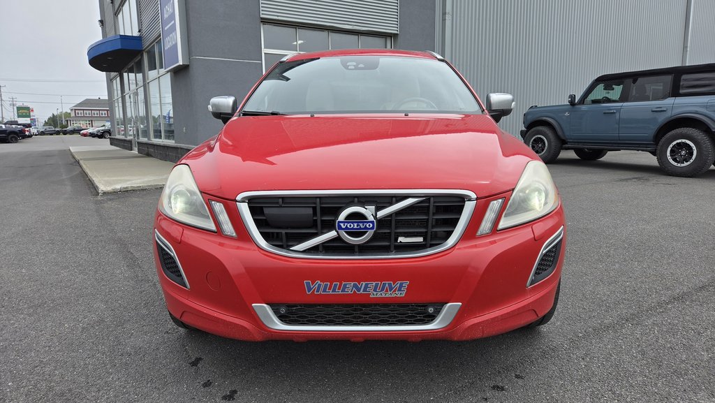 Volvo XC60 T6  R-Design  AWD 2013 à Matane, Québec - 2 - w1024h768px