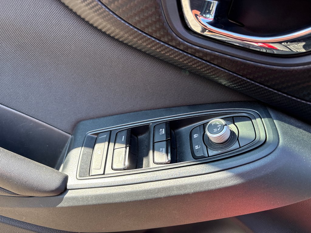 2021 Subaru Crosstrek Touring in Sept-Iles, Quebec - 8 - w1024h768px