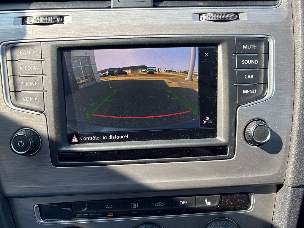 Volkswagen Golf  2016 à Sept-Iles, Québec - 11 - w1024h768px