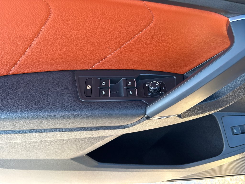 2019 Volkswagen Tiguan Highline in Sept-Iles, Quebec - 7 - w1024h768px