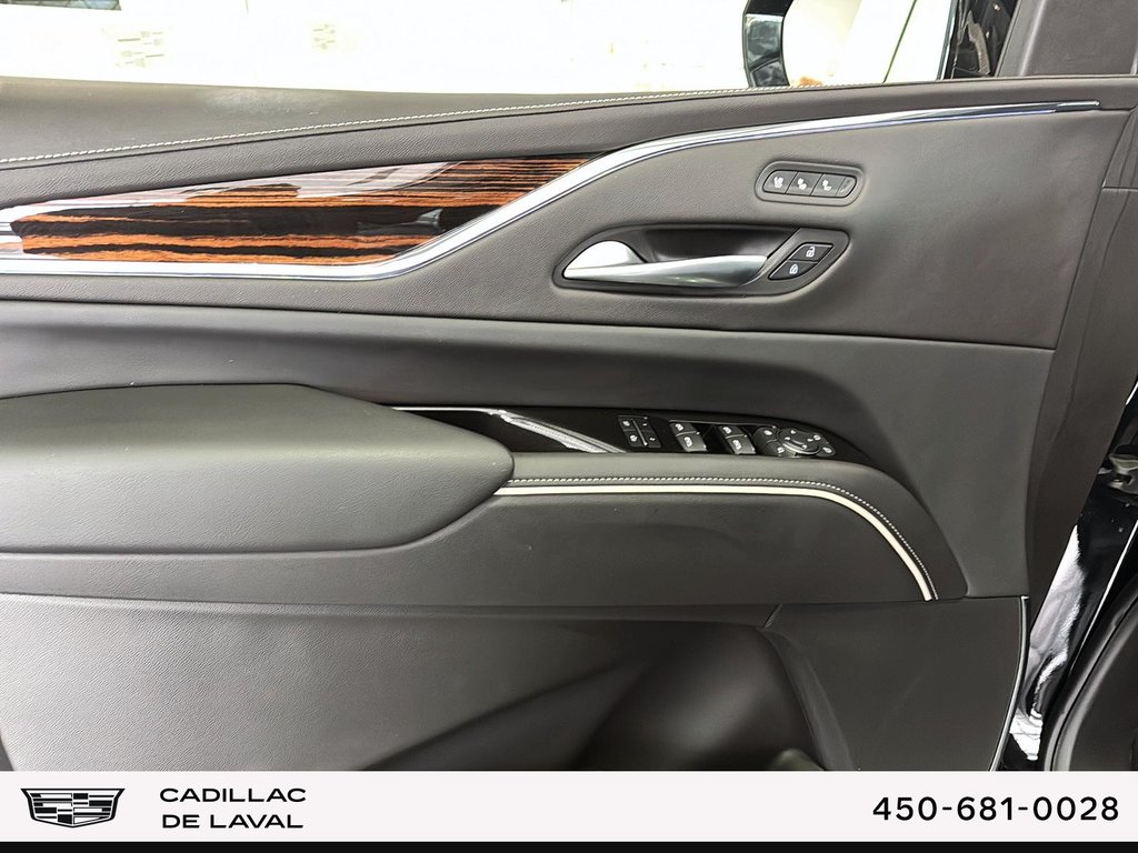 Cadillac Escalade Premium Luxury 2024 à Laval, Québec - 11 - w1024h768px