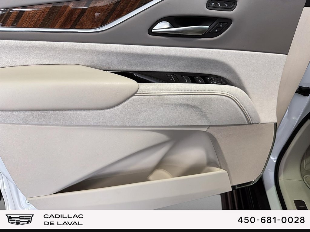 Cadillac Escalade Sport Platinum 2024 à Laval, Québec - 9 - w1024h768px