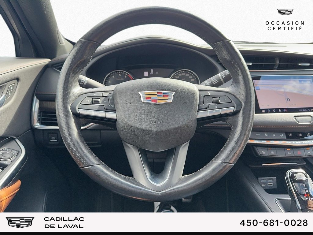 2020  XT4 AWD Sport/Toit-Cuir Véritable-Navigation-Bose13 HP in Laval, Quebec - 44 - w1024h768px