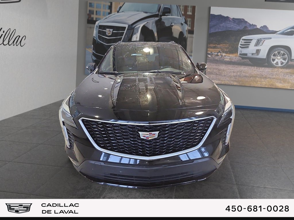 Cadillac XT4 AWD Sport 2023 à Laval, Québec - 2 - w1024h768px