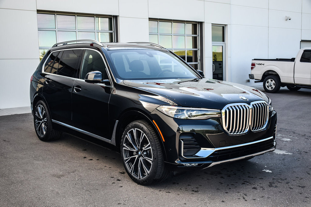 Bmw x7 40i характеристики