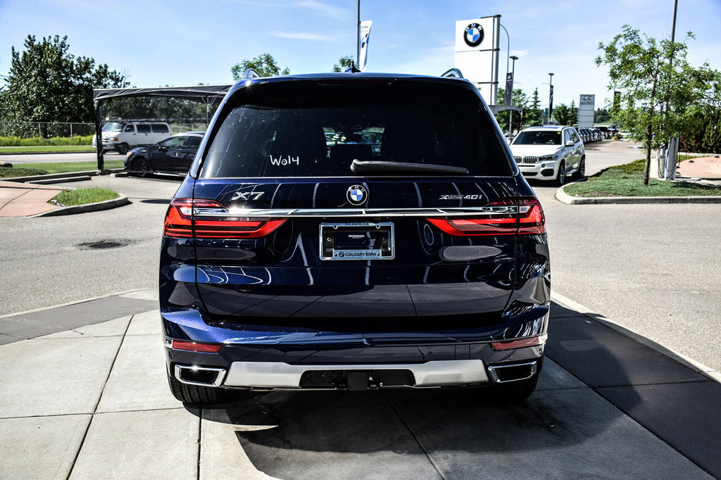 Bmw x7 40i характеристики