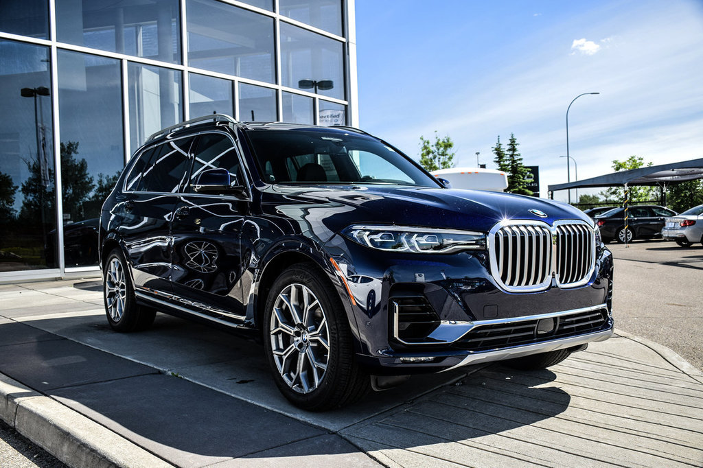 Bmw x7 40i характеристики