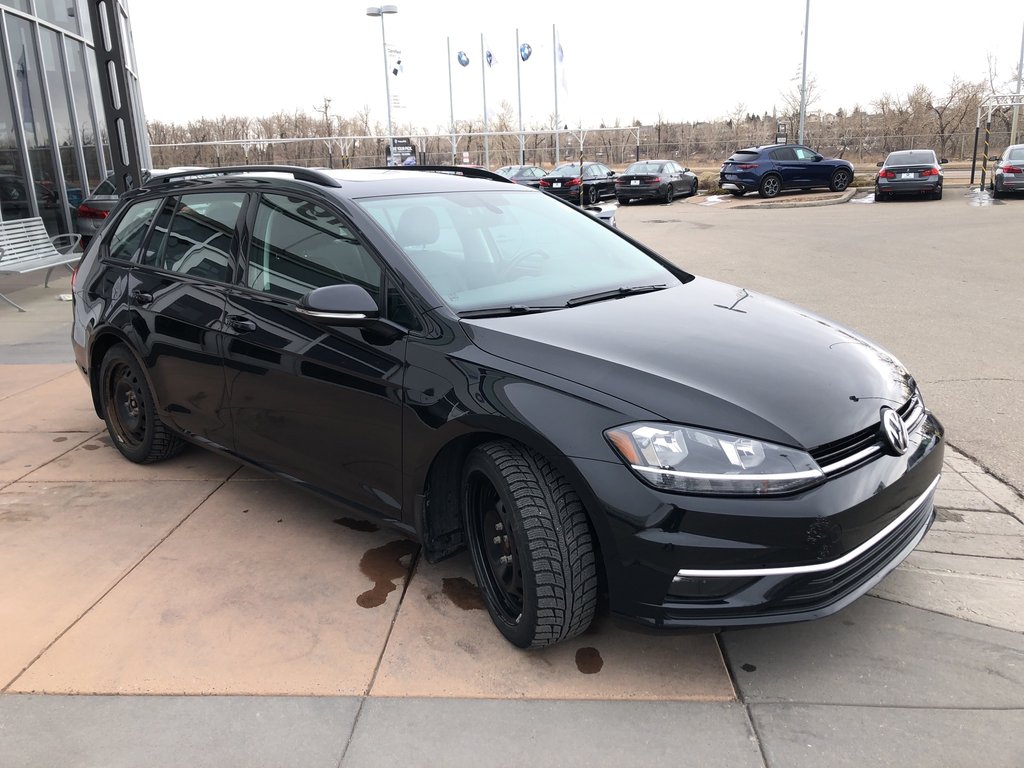 Calgary BMW 2018 Volkswagen GOLF SPORTWAGEN Comfortline N23708A Calgary BMW 2018 Volkswagen GOLF SPORTWAGEN Comfortline N23708A