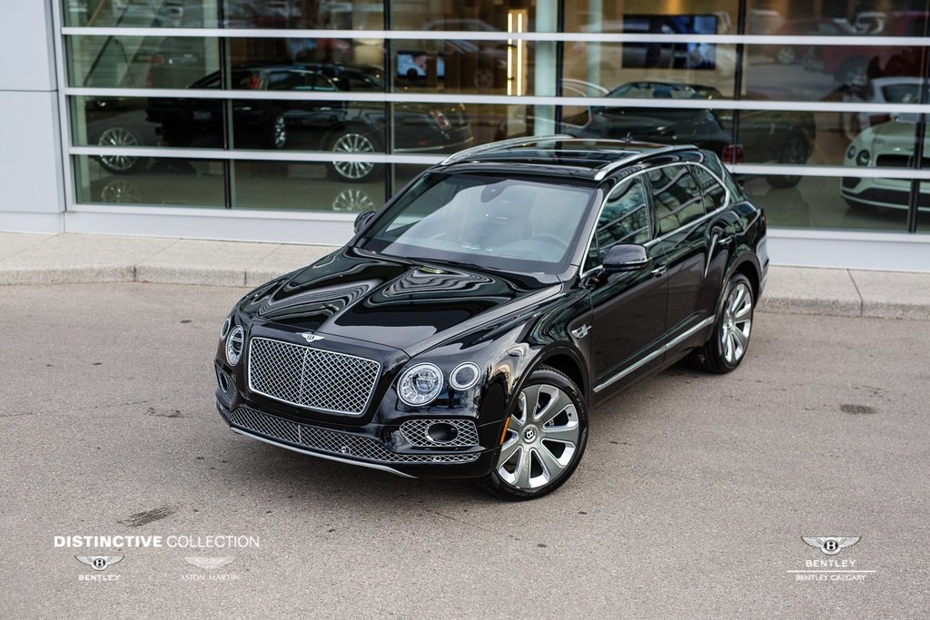 Distinctive Collection Bentley Aston Martin 2018