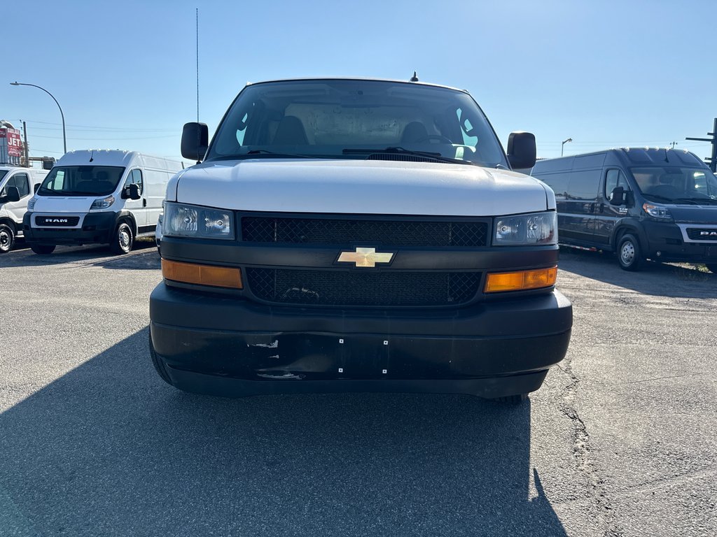 2021 Chevrolet Express Cargo Van 2500 155' in Saint-Sulpice, Quebec - 9 - w1024h768px