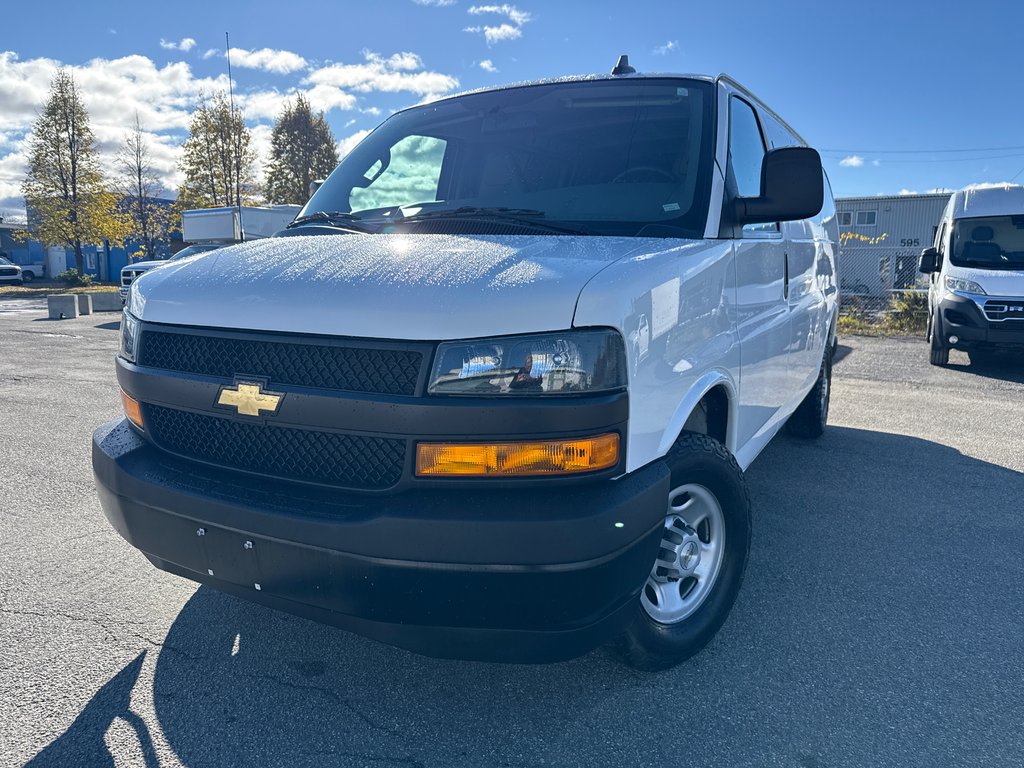 Chevrolet Express Cargo Van 2500 135' 2022 à Repentigny, Québec - 9 - w1024h768px