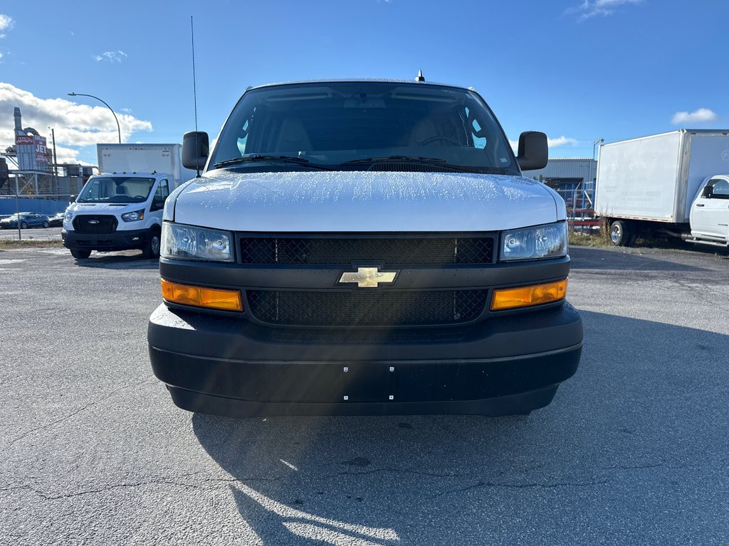 Chevrolet Express Cargo Van 2500 135' 2022 à Repentigny, Québec - 10 - w1024h768px
