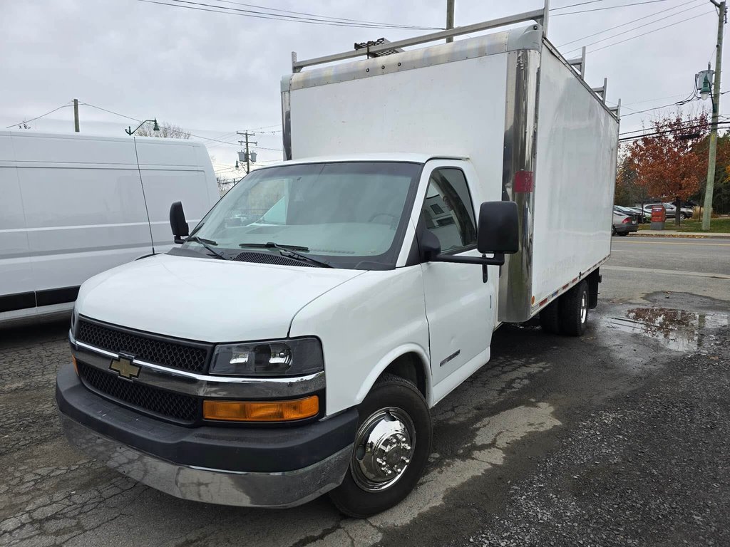 2011 Chevrolet Express Commercial Cutaway 3500 in Repentigny, Quebec - 5 - w1024h768px