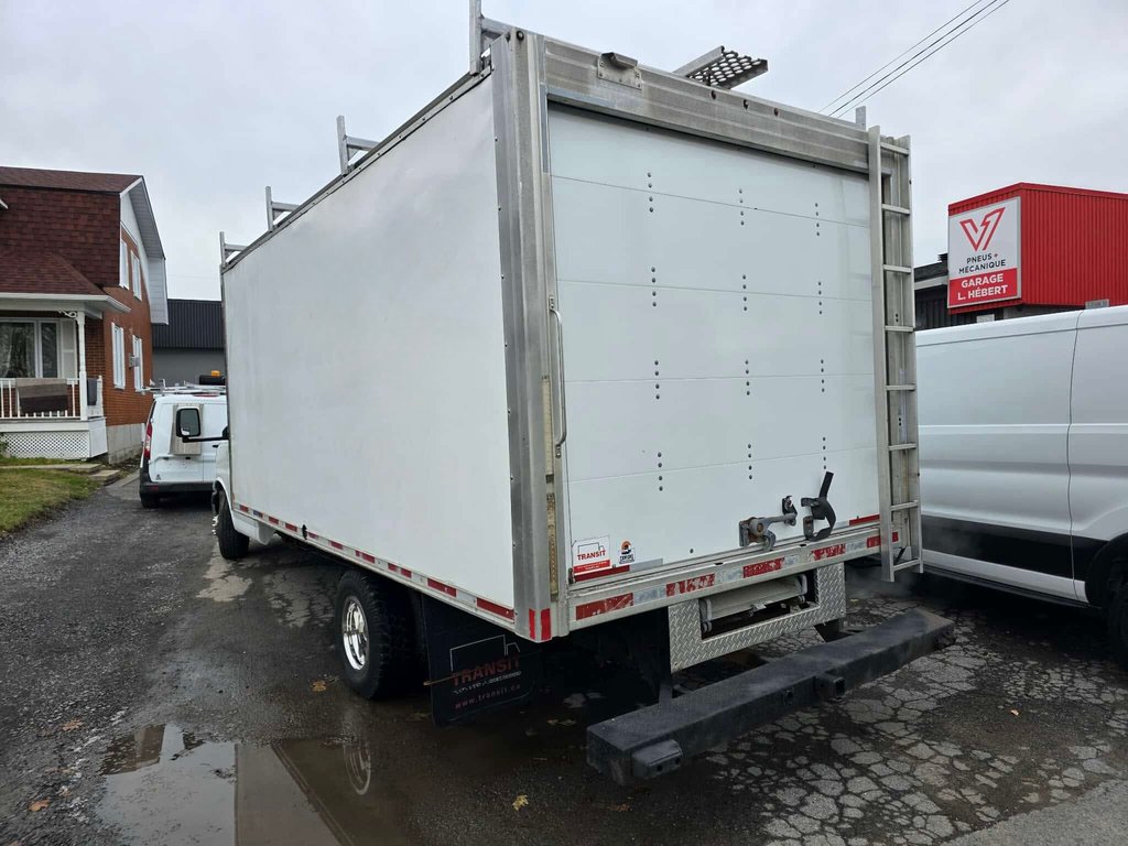 2011 Chevrolet Express Commercial Cutaway 3500 in Repentigny, Quebec - 15 - w1024h768px
