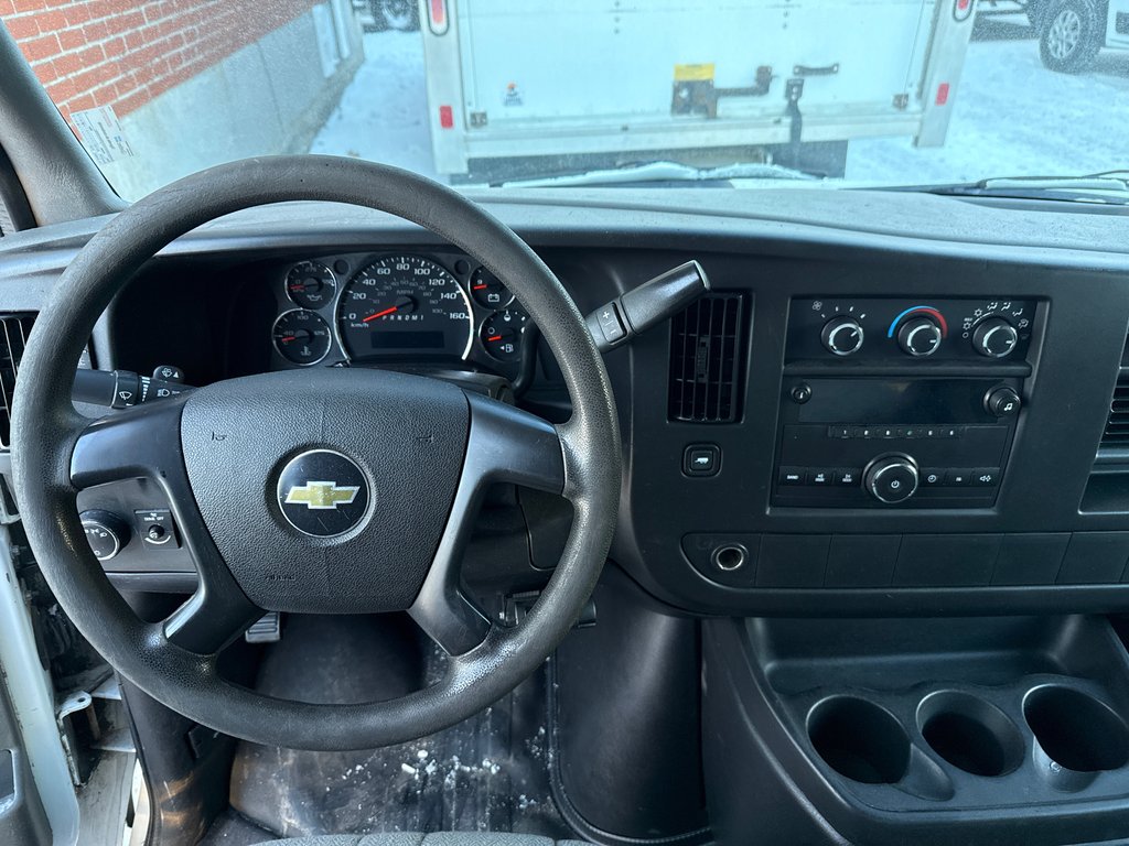 Chevrolet Express Commercial Cutaway 3500 2011 à Repentigny, Québec - 11 - w1024h768px