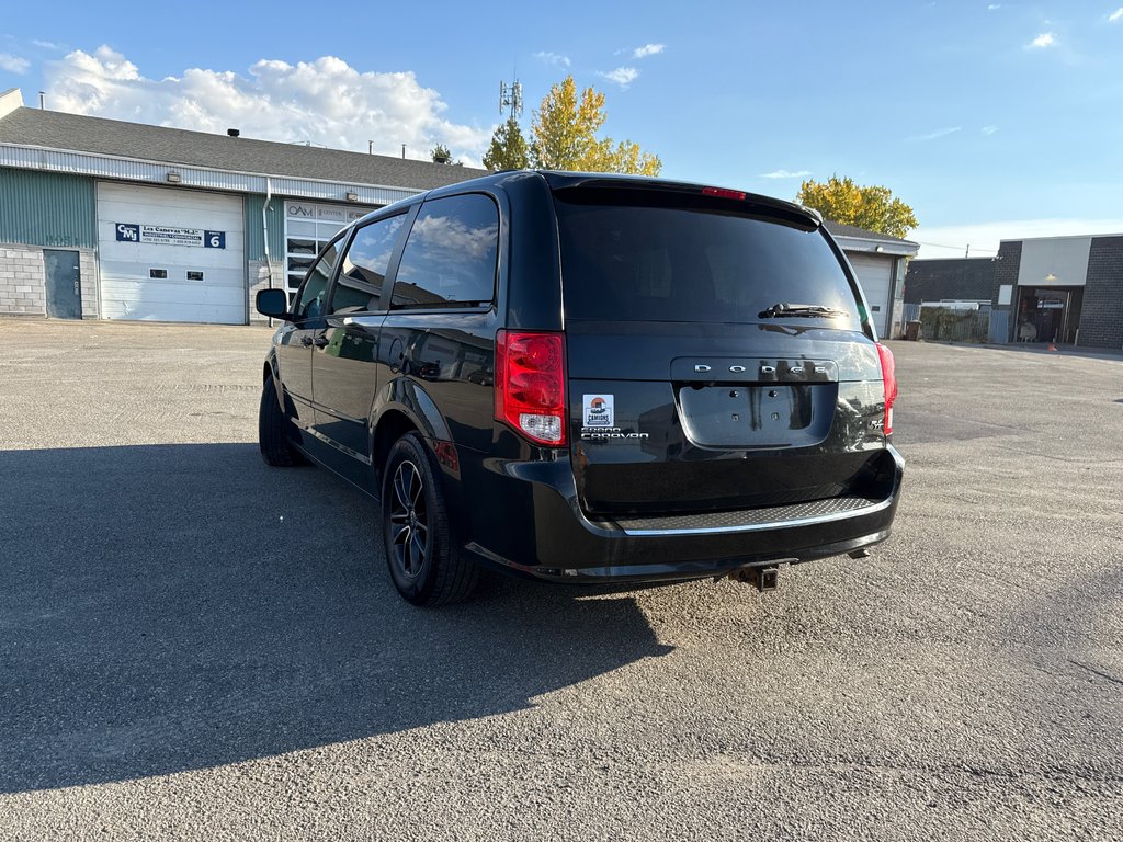 2016 Dodge Grand Caravan R/T in Saint-Sulpice, Quebec - 4 - w1024h768px