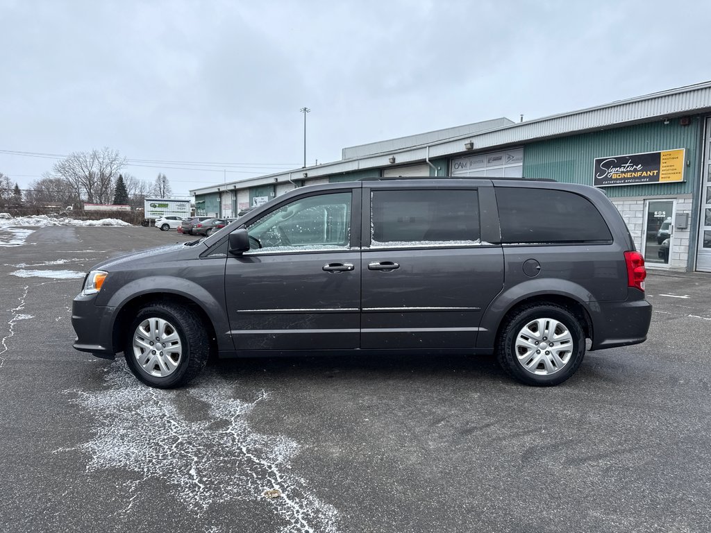 2017 Dodge Grand Caravan SXT in Repentigny, Quebec - 2 - w1024h768px
